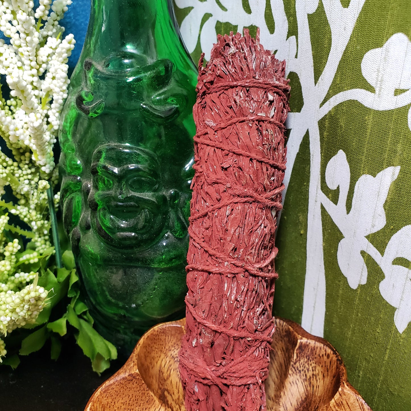 Smudge stick-White sage and Dragons blood resin